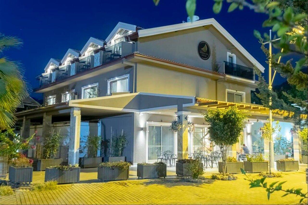 Hotel Marina Bay Goecek Exterior foto
